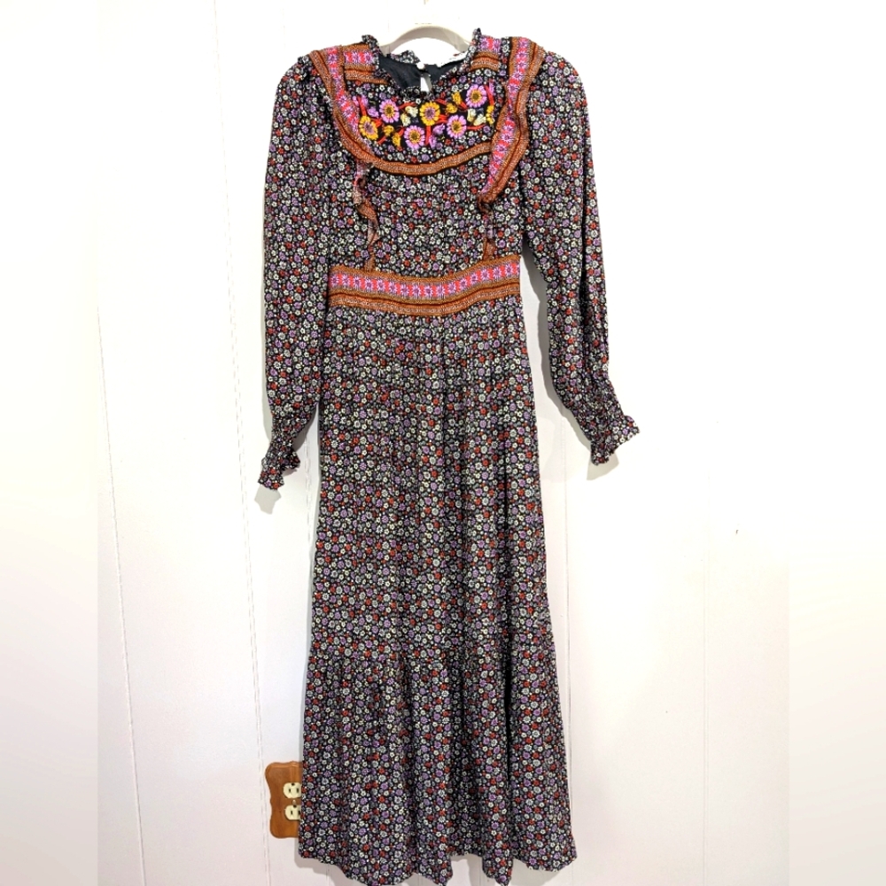 In Loom Floral Cordelia Dress Size Small. NWOT - Picture 6 of 13